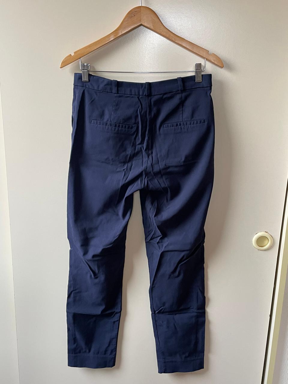 Pantalón azul Mango talla 40