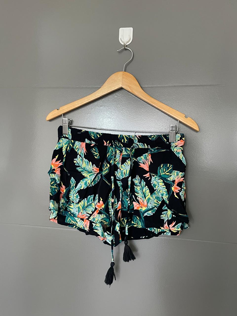 Short Roxy talla M