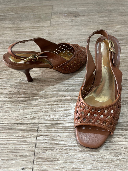 Sandalias Naturalizer talla 35